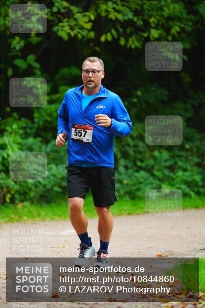 11.10.2026 - Bramfelder Halbmarathon 2026 LAZAROV Photography http://msf.ph/oto/10844860 11.10.2026 11:07:18 Laufen 557, 254 meine-sportfotos.de