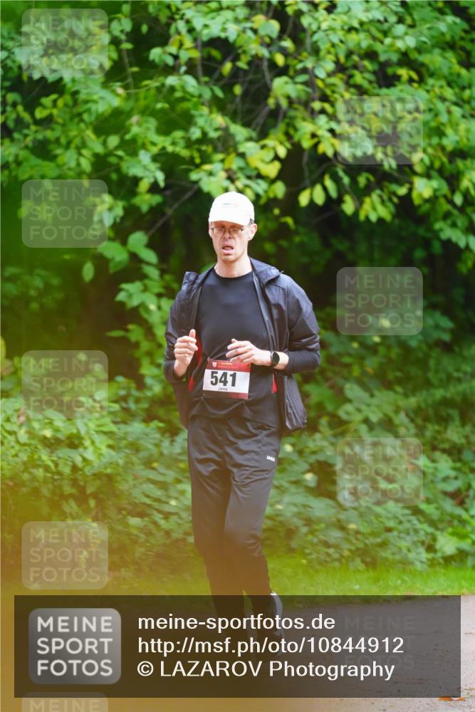 11.10.2026 - Bramfelder Halbmarathon 2026 LAZAROV Photography http://msf.ph/oto/10844912 11.10.2026 11:08:11 Laufen 541 meine-sportfotos.de