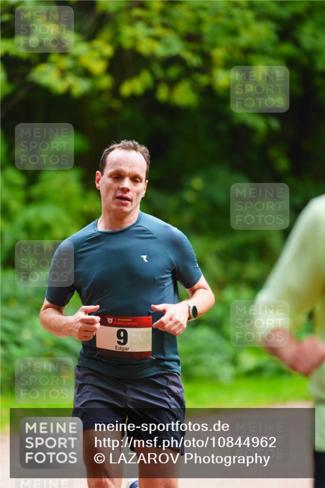 11.10.2026 - Bramfelder Halbmarathon 2026 LAZAROV Photography http://msf.ph/oto/10844962 11.10.2026 11:09:07 Laufen 9 meine-sportfotos.de