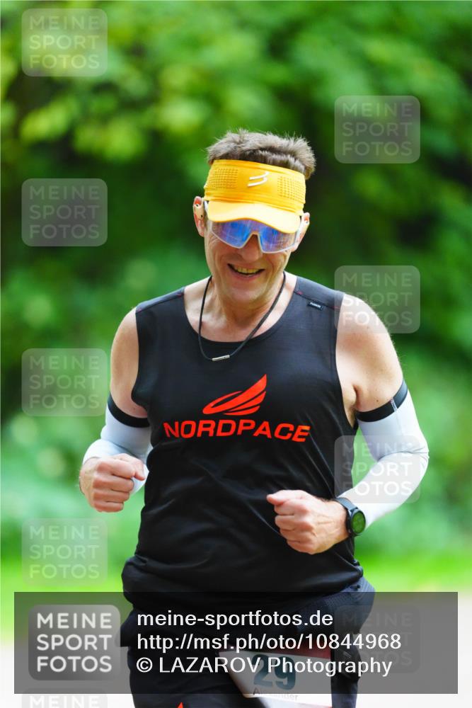11.10.2026 - Bramfelder Halbmarathon 2026 LAZAROV Photography http://msf.ph/oto/10844968 11.10.2026 11:09:11 Laufen 29 meine-sportfotos.de