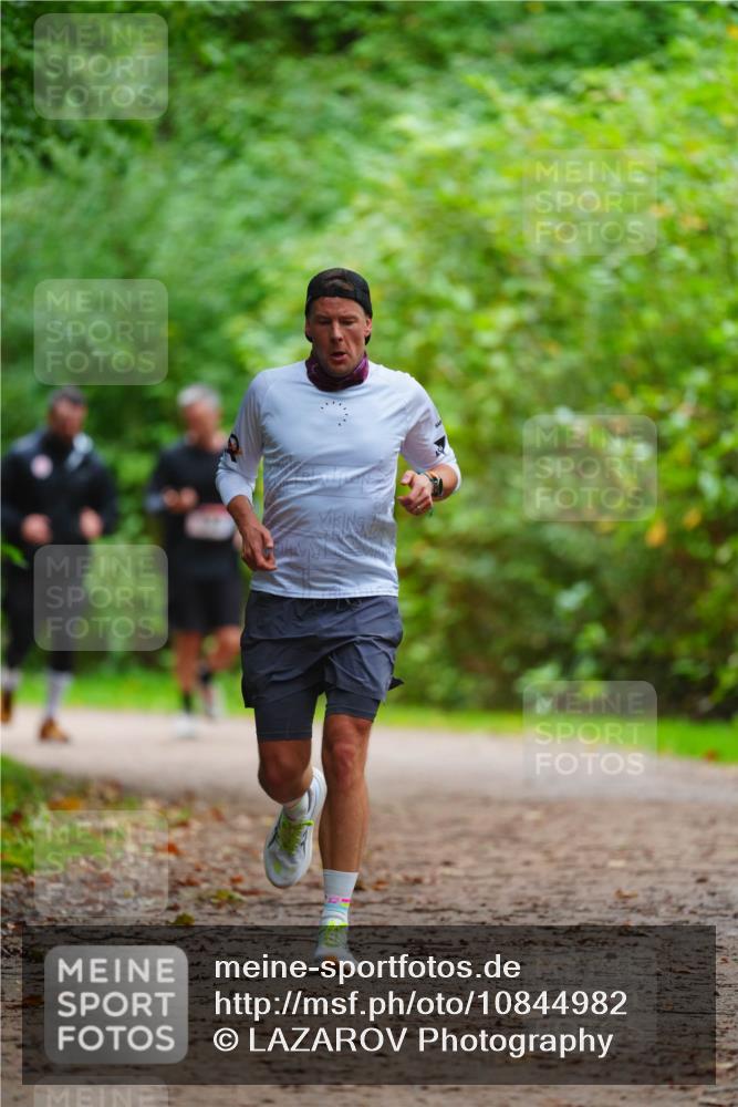 11.10.2026 - Bramfelder Halbmarathon 2026 LAZAROV Photography http://msf.ph/oto/10844982 11.10.2026 11:09:39 Laufen  meine-sportfotos.de