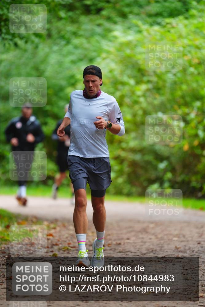 11.10.2026 - Bramfelder Halbmarathon 2026 LAZAROV Photography http://msf.ph/oto/10844983 11.10.2026 11:09:39 Laufen  meine-sportfotos.de