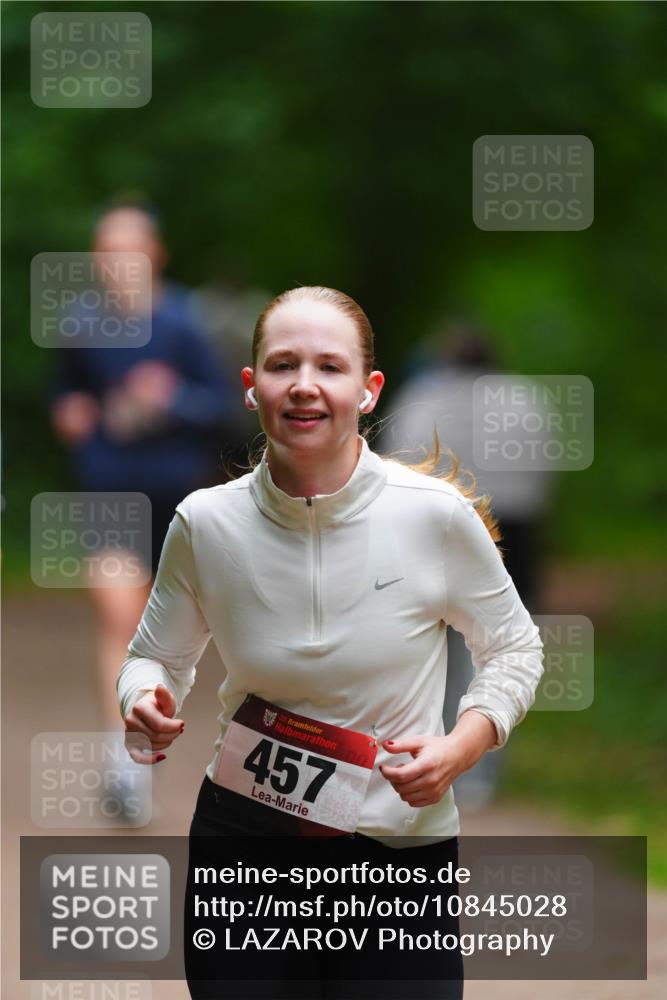 11.10.2026 - Bramfelder Halbmarathon 2026 LAZAROV Photography http://msf.ph/oto/10845028 11.10.2026 11:11:10 Laufen 35, 457 meine-sportfotos.de