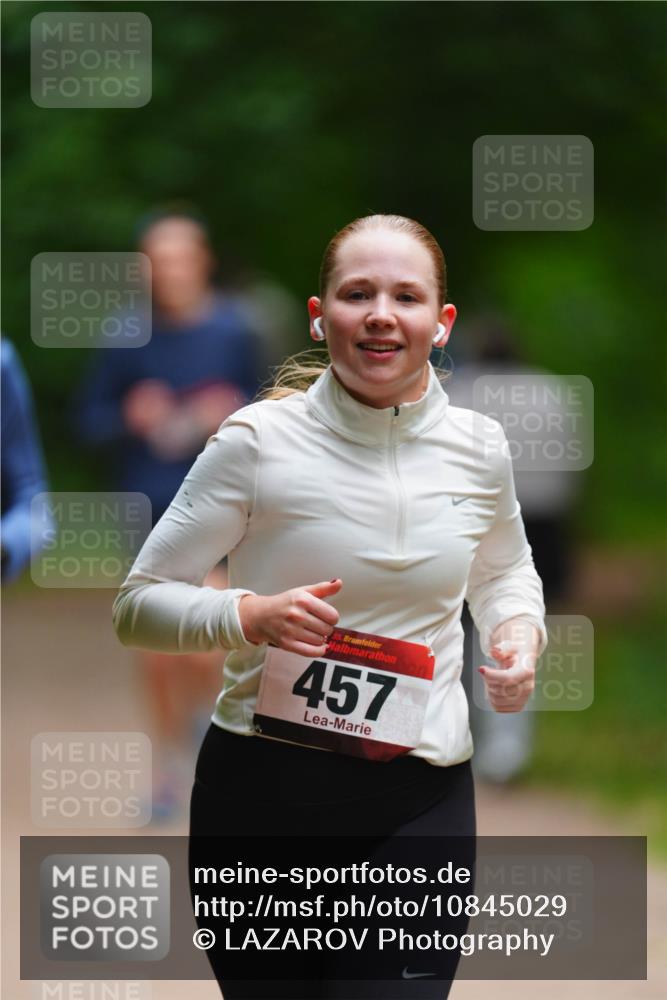 11.10.2026 - Bramfelder Halbmarathon 2026 LAZAROV Photography http://msf.ph/oto/10845029 11.10.2026 11:11:10 Laufen 5, 457 meine-sportfotos.de