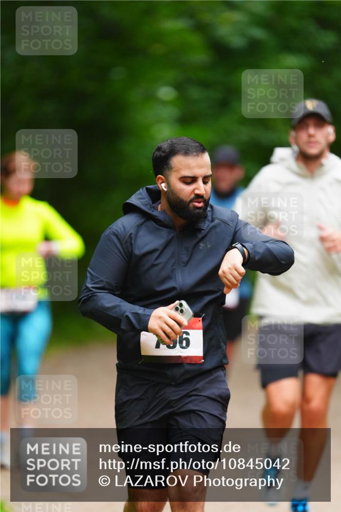 11.10.2026 - Bramfelder Halbmarathon 2026 LAZAROV Photography http://msf.ph/oto/10845042 11.10.2026 11:11:21 Laufen 796 meine-sportfotos.de