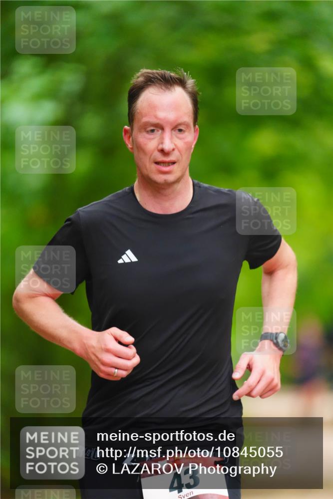 11.10.2026 - Bramfelder Halbmarathon 2026 LAZAROV Photography http://msf.ph/oto/10845055 11.10.2026 11:12:00 Laufen 43 meine-sportfotos.de
