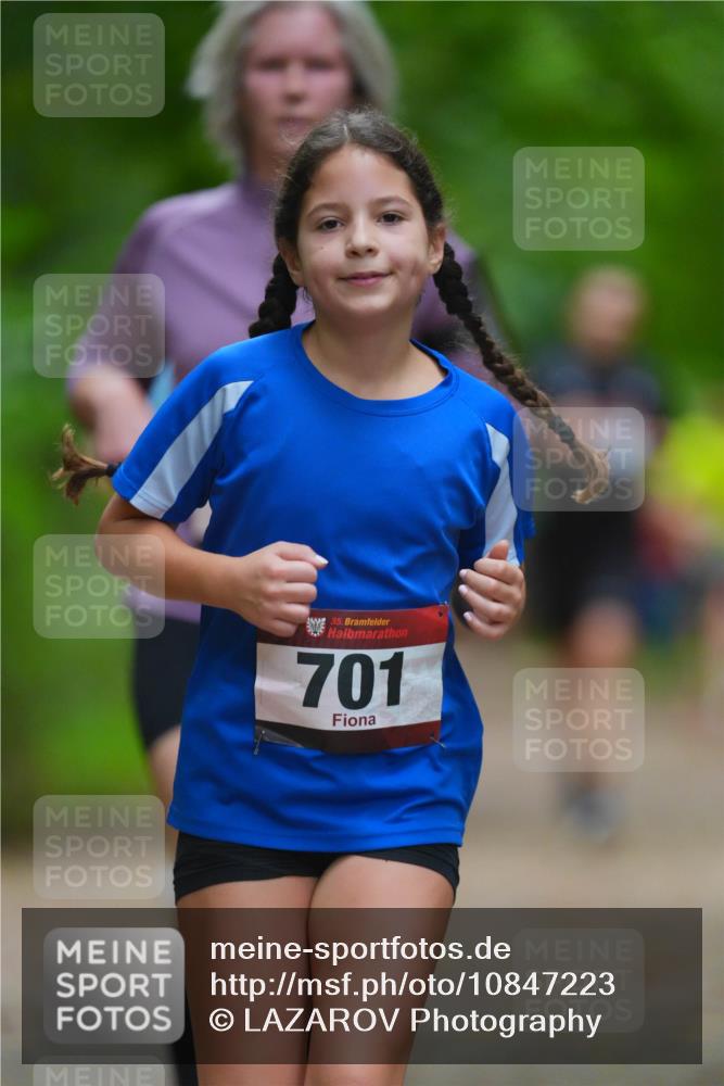 11.10.2026 - Bramfelder Halbmarathon 2026 LAZAROV Photography http://msf.ph/oto/10847223 11.10.2026 11:38:51 Laufen 35, 701 meine-sportfotos.de