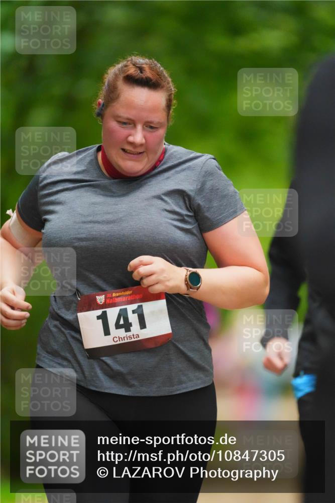 11.10.2026 - Bramfelder Halbmarathon 2026 LAZAROV Photography http://msf.ph/oto/10847305 11.10.2026 11:39:50 Laufen 35, 141 meine-sportfotos.de