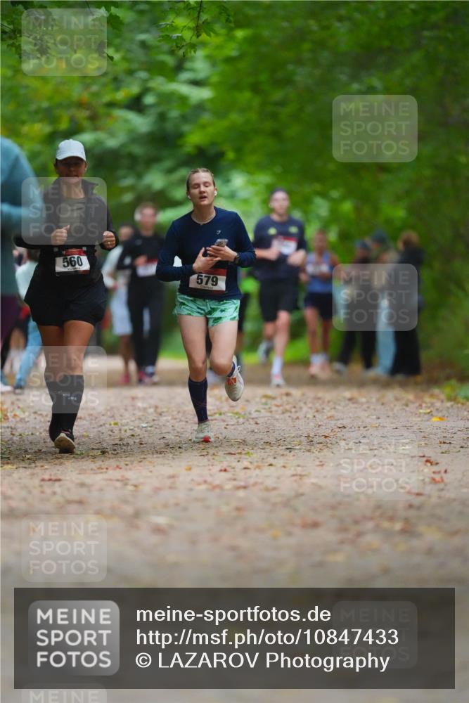 11.10.2026 - Bramfelder Halbmarathon 2026 LAZAROV Photography http://msf.ph/oto/10847433 11.10.2026 11:41:18 Laufen 560, 579 meine-sportfotos.de