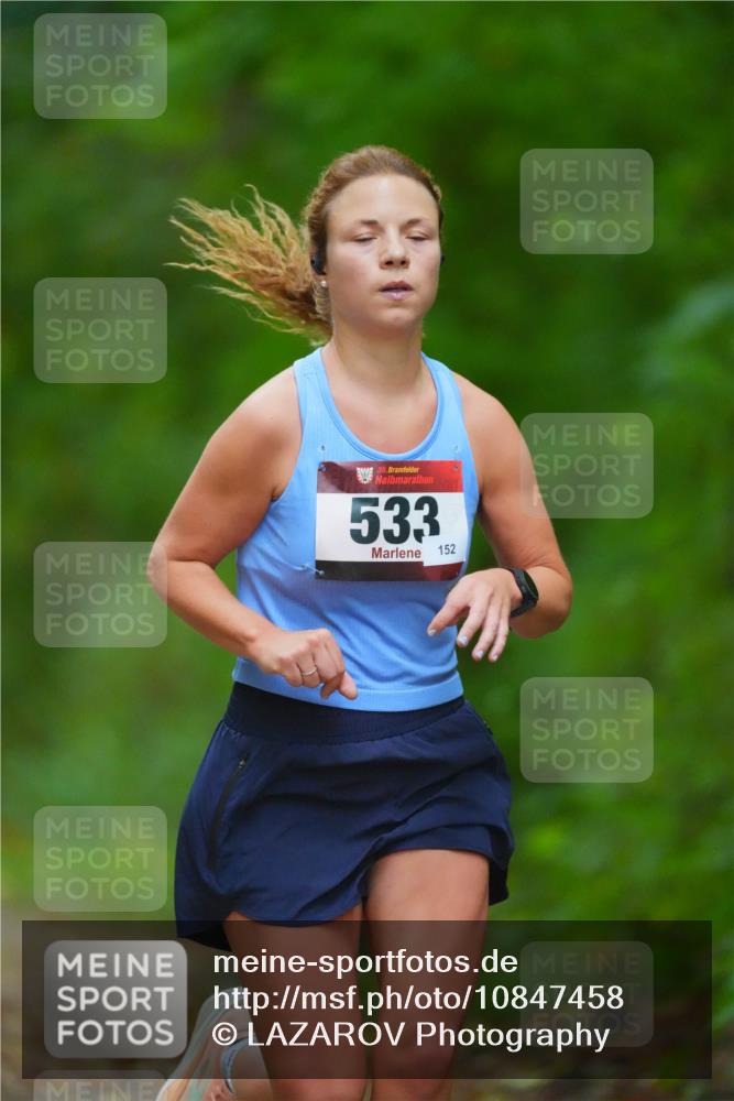11.10.2026 - Bramfelder Halbmarathon 2026 LAZAROV Photography http://msf.ph/oto/10847458 11.10.2026 11:41:37 Laufen 35, 533, 152 meine-sportfotos.de
