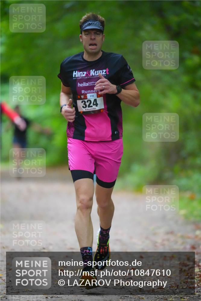 11.10.2026 - Bramfelder Halbmarathon 2026 LAZAROV Photography http://msf.ph/oto/10847610 11.10.2026 11:43:37 Laufen 310, 324 meine-sportfotos.de