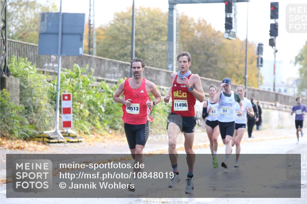 25.10.2026 - hella hamburg halbmarathon Jannik Wohlers http://msf.ph/oto/10848019 25.10.2026 10:13:59 Lombardsbrücke 30513, 11496 meine-sportfotos.de