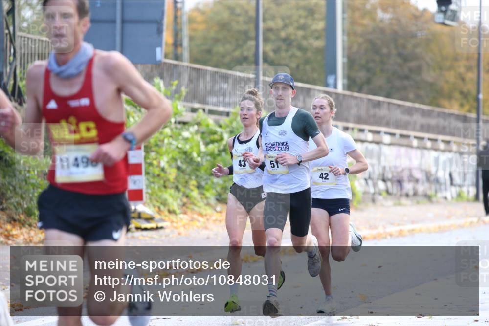 25.10.2026 - hella hamburg halbmarathon Jannik Wohlers http://msf.ph/oto/10848031 25.10.2026 10:14:01 Lombardsbrücke 30513, 11496, 43, 51, 42 meine-sportfotos.de
