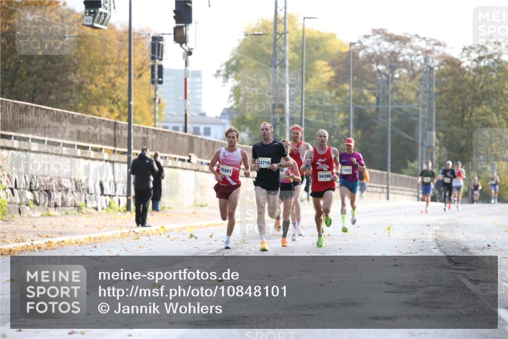 25.10.2026 - hella hamburg halbmarathon Jannik Wohlers http://msf.ph/oto/10848101 25.10.2026 10:14:27 Lombardsbrücke 36396, 38, 35120 meine-sportfotos.de