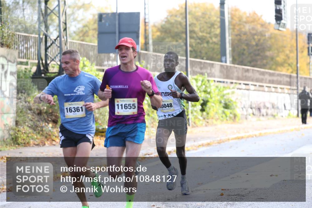 25.10.2026 - hella hamburg halbmarathon Jannik Wohlers http://msf.ph/oto/10848127 25.10.2026 10:14:36 Lombardsbrücke 35561, 34396, 33716, 40, 30965, 11655, 16361, 35048 meine-sportfotos.de