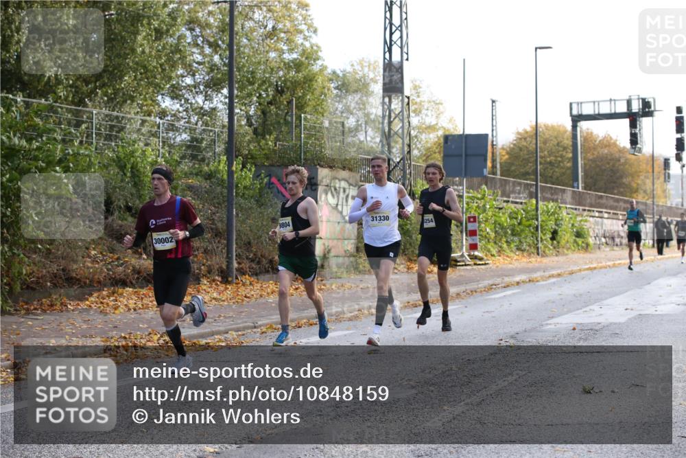25.10.2026 - hella hamburg halbmarathon Jannik Wohlers http://msf.ph/oto/10848159 25.10.2026 10:15:01 Lombardsbrücke 45, 30002, 31330, 35254, 9804 meine-sportfotos.de