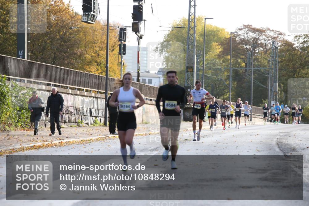 25.10.2026 - hella hamburg halbmarathon Jannik Wohlers http://msf.ph/oto/10848294 25.10.2026 10:15:51 Lombardsbrücke 17621, 35621 meine-sportfotos.de