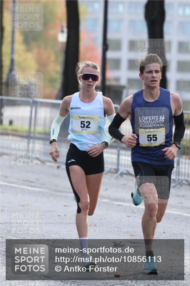 25.10.2026 - hella hamburg halbmarathon Antke Förster http://msf.ph/oto/10856113 25.10.2026 10:11:13 Lombardsbrücke 55, 52, 37 meine-sportfotos.de