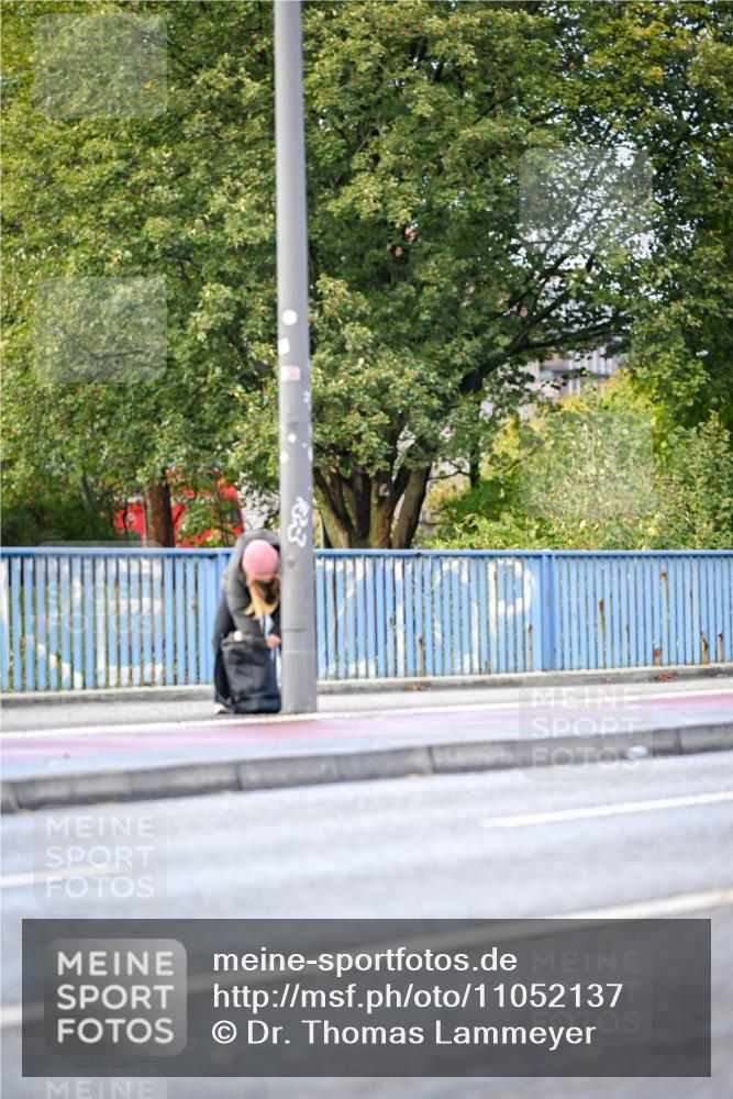 25.10.2026 - hella hamburg halbmarathon Dr. Thomas Lammeyer http://msf.ph/oto/11052137 25.10.2026 10:10:38 Kennedybrücke  meine-sportfotos.de
