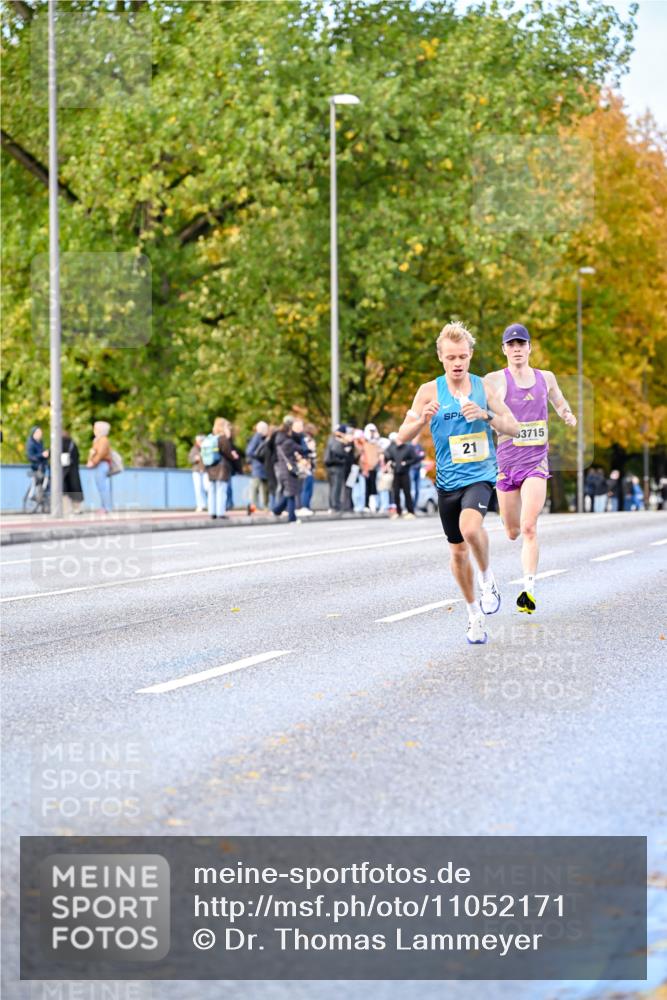 25.10.2026 - hella hamburg halbmarathon Dr. Thomas Lammeyer http://msf.ph/oto/11052171 25.10.2026 10:10:54 Kennedybrücke 221, 3715 meine-sportfotos.de