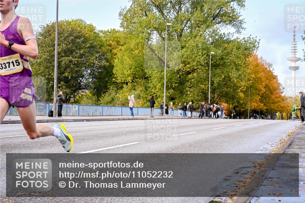 25.10.2026 - hella hamburg halbmarathon Dr. Thomas Lammeyer http://msf.ph/oto/11052232 25.10.2026 10:10:57 Kennedybrücke 33715 meine-sportfotos.de