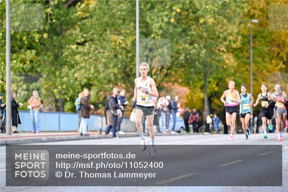 25.10.2026 - hella hamburg halbmarathon Dr. Thomas Lammeyer http://msf.ph/oto/11052400 25.10.2026 10:12:24 Kennedybrücke 20, 20, 31 meine-sportfotos.de