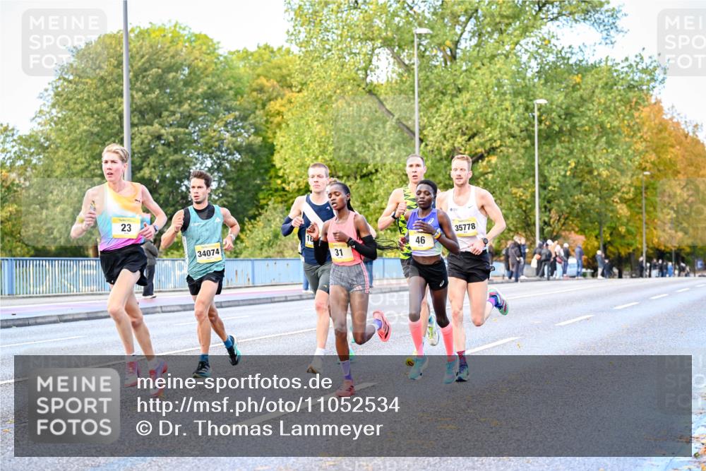 25.10.2026 - hella hamburg halbmarathon Dr. Thomas Lammeyer http://msf.ph/oto/11052534 25.10.2026 10:12:32 Kennedybrücke 23, 23, 16, 46, 34074, 31, 35778 meine-sportfotos.de