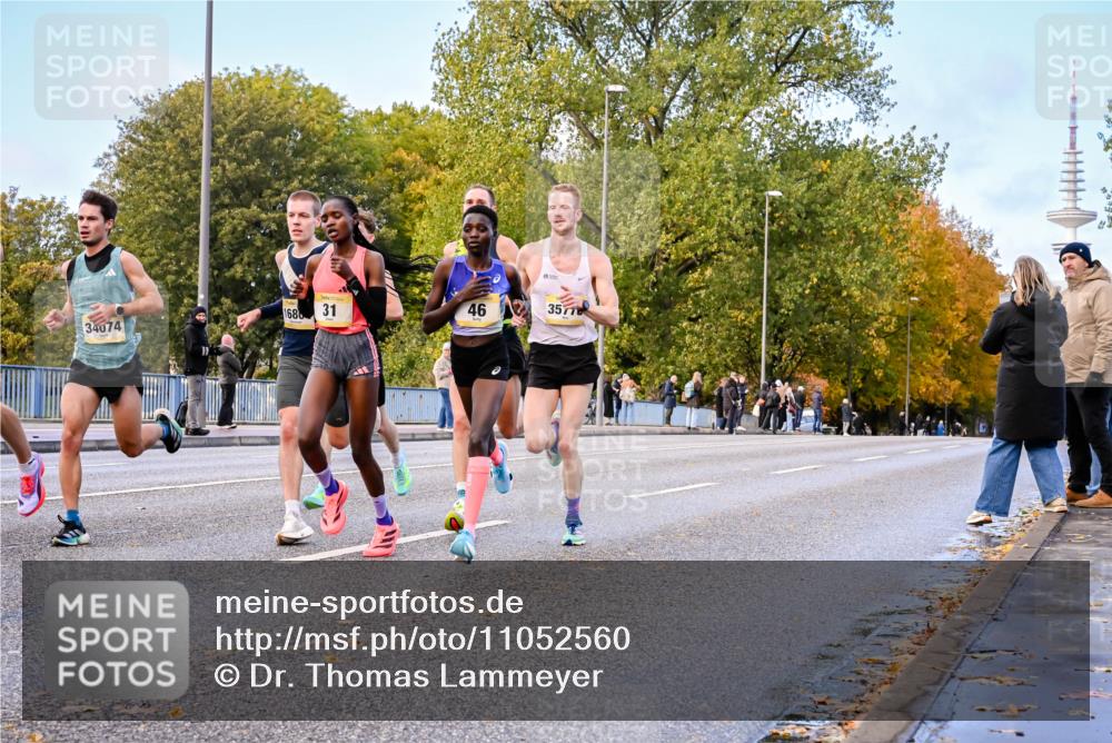25.10.2026 - hella hamburg halbmarathon Dr. Thomas Lammeyer http://msf.ph/oto/11052560 25.10.2026 10:12:33 Kennedybrücke 168, 31, 46, 35776, 34074 meine-sportfotos.de