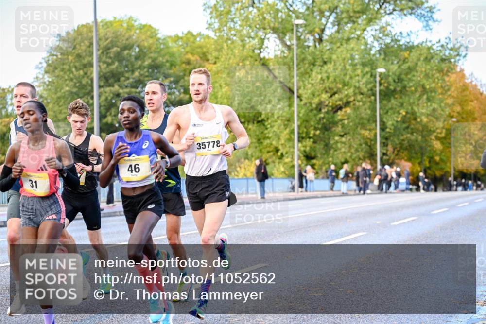 25.10.2026 - hella hamburg halbmarathon Dr. Thomas Lammeyer http://msf.ph/oto/11052562 25.10.2026 10:12:33 Kennedybrücke 31, 46, 46, 35778 meine-sportfotos.de