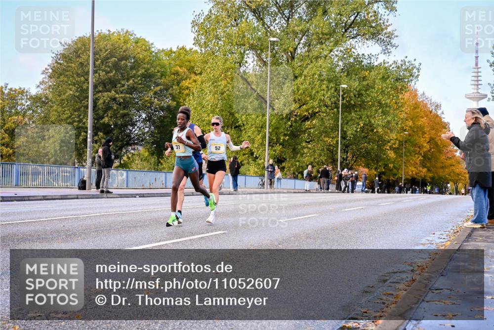 25.10.2026 - hella hamburg halbmarathon Dr. Thomas Lammeyer http://msf.ph/oto/11052607 25.10.2026 10:12:49 Kennedybrücke 37, 52 meine-sportfotos.de