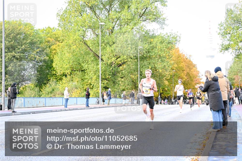 25.10.2026 - hella hamburg halbmarathon Dr. Thomas Lammeyer http://msf.ph/oto/11052685 25.10.2026 10:13:15 Kennedybrücke 27, 34671 meine-sportfotos.de