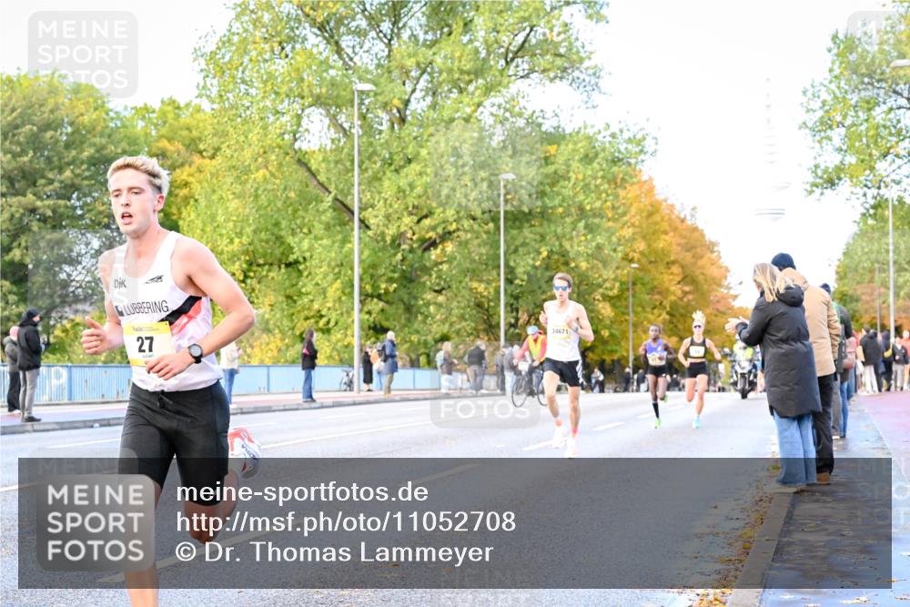 25.10.2026 - hella hamburg halbmarathon Dr. Thomas Lammeyer http://msf.ph/oto/11052708 25.10.2026 10:13:17 Kennedybrücke 27, 34671 meine-sportfotos.de
