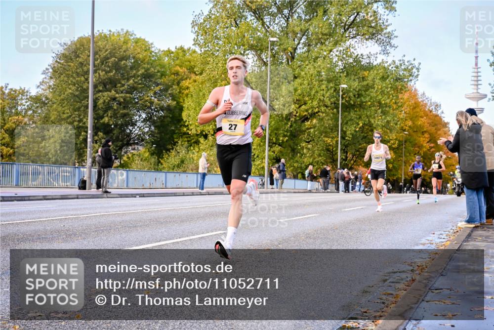 25.10.2026 - hella hamburg halbmarathon Dr. Thomas Lammeyer http://msf.ph/oto/11052711 25.10.2026 10:13:17 Kennedybrücke 27, 34671 meine-sportfotos.de