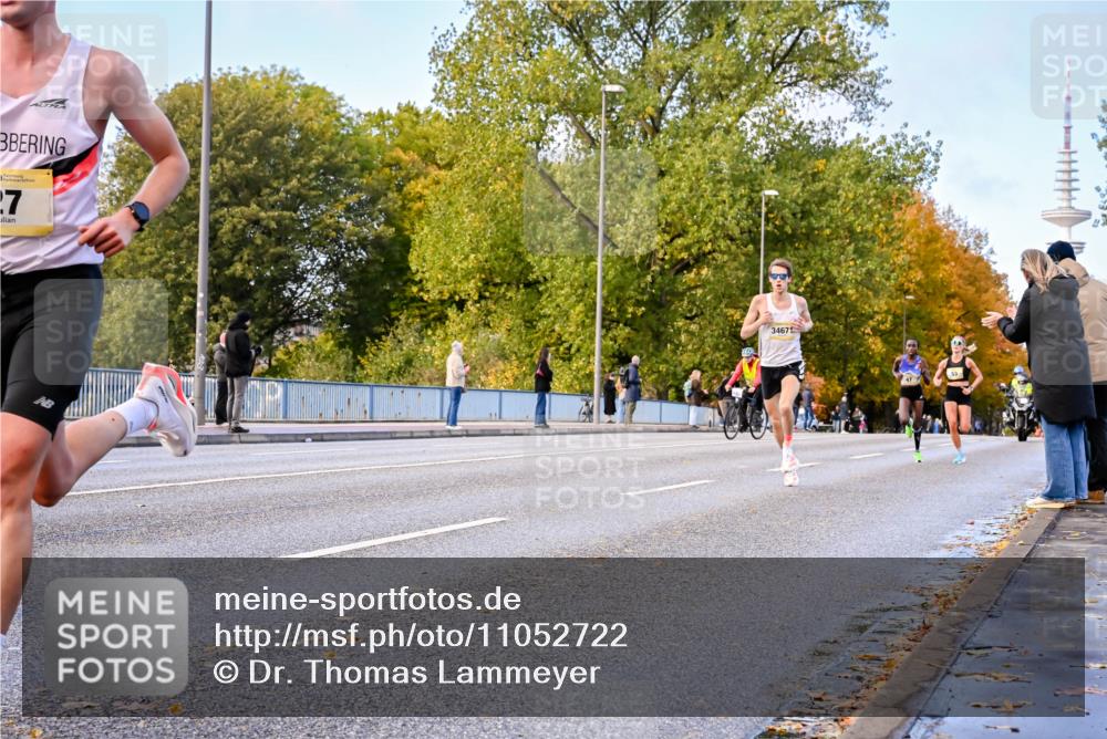 25.10.2026 - hella hamburg halbmarathon Dr. Thomas Lammeyer http://msf.ph/oto/11052722 25.10.2026 10:13:18 Kennedybrücke 27, 3467 meine-sportfotos.de