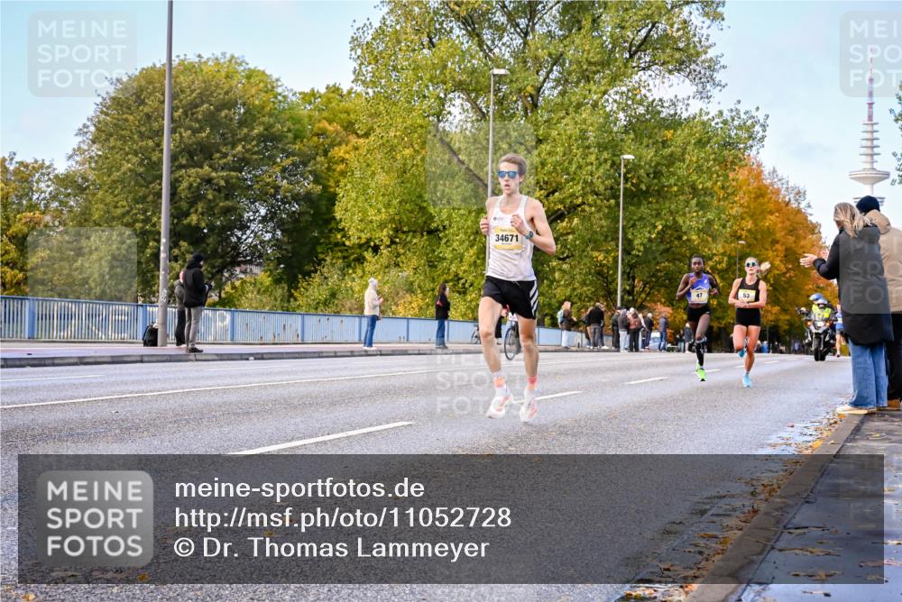 25.10.2026 - hella hamburg halbmarathon Dr. Thomas Lammeyer http://msf.ph/oto/11052728 25.10.2026 10:13:19 Kennedybrücke 34671, 47, 53 meine-sportfotos.de