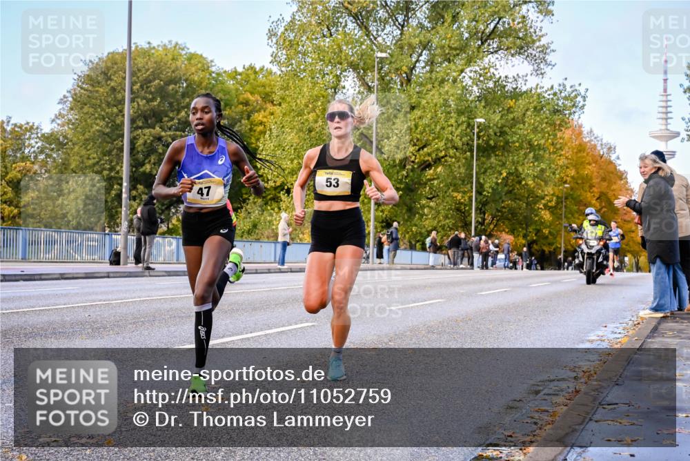 25.10.2026 - hella hamburg halbmarathon Dr. Thomas Lammeyer http://msf.ph/oto/11052759 25.10.2026 10:13:22 Kennedybrücke 47, 53, 533 meine-sportfotos.de