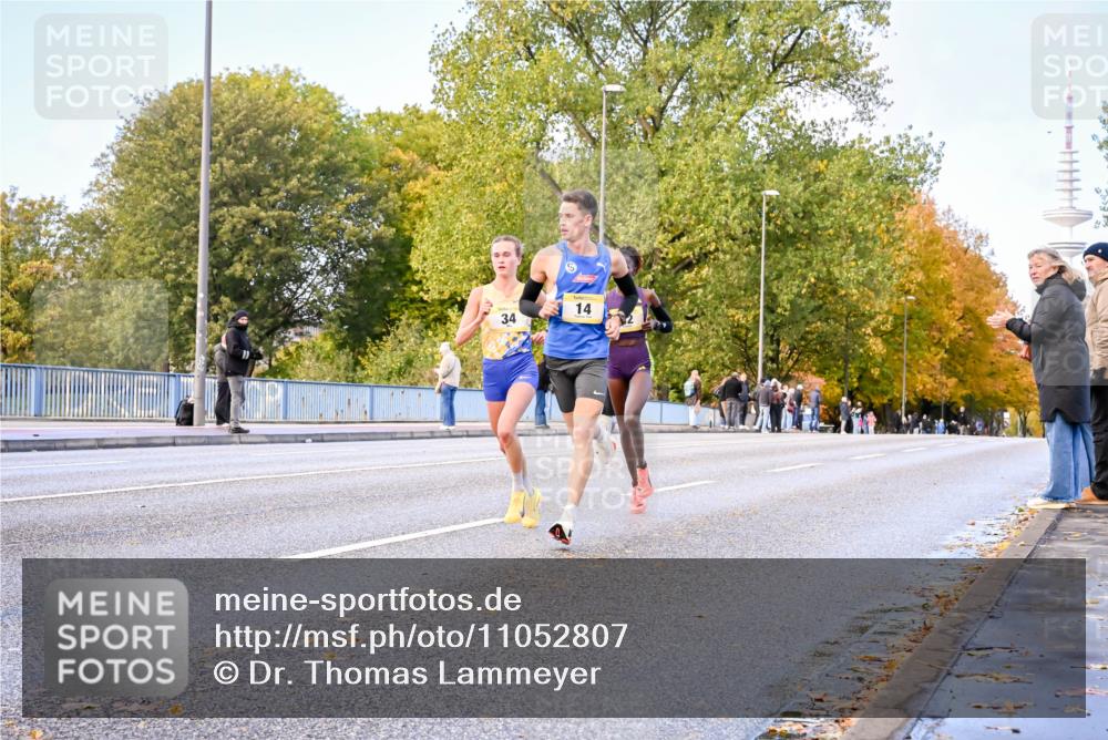 25.10.2026 - hella hamburg halbmarathon Dr. Thomas Lammeyer http://msf.ph/oto/11052807 25.10.2026 10:13:28 Kennedybrücke 14, 34 meine-sportfotos.de