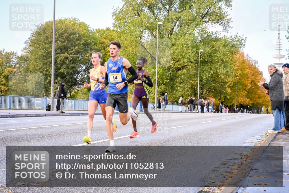 25.10.2026 - hella hamburg halbmarathon Dr. Thomas Lammeyer http://msf.ph/oto/11052813 25.10.2026 10:13:28 Kennedybrücke 14 meine-sportfotos.de