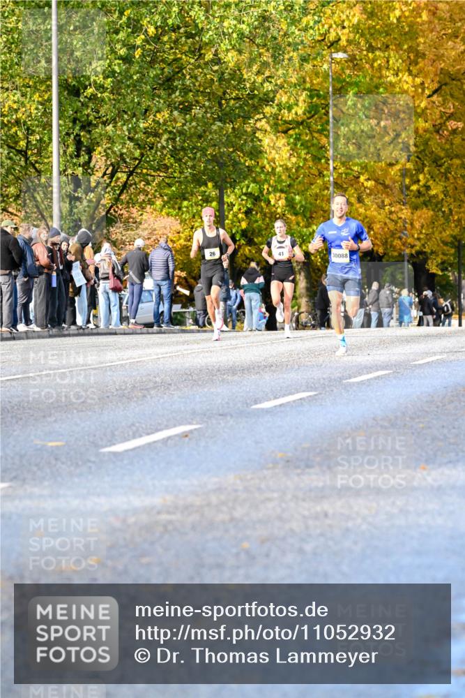 25.10.2026 - hella hamburg halbmarathon Dr. Thomas Lammeyer http://msf.ph/oto/11052932 25.10.2026 10:14:16 Kennedybrücke 26, 30088 meine-sportfotos.de