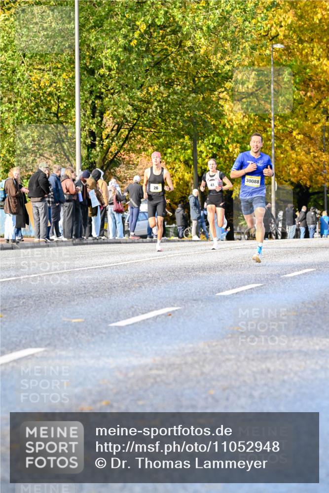 25.10.2026 - hella hamburg halbmarathon Dr. Thomas Lammeyer http://msf.ph/oto/11052948 25.10.2026 10:14:17 Kennedybrücke 30088 meine-sportfotos.de
