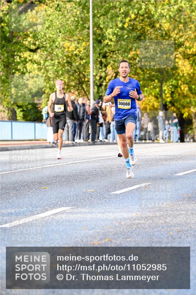 25.10.2026 - hella hamburg halbmarathon Dr. Thomas Lammeyer http://msf.ph/oto/11052985 25.10.2026 10:14:19 Kennedybrücke 26, 30088 meine-sportfotos.de