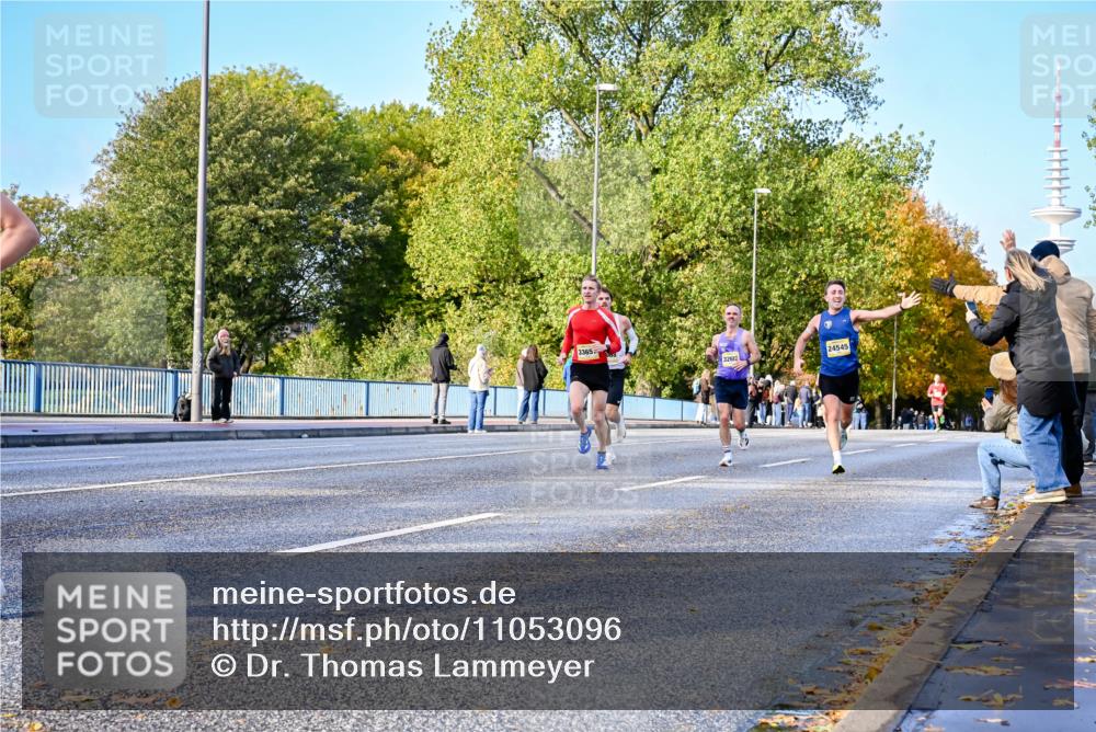 25.10.2026 - hella hamburg halbmarathon Dr. Thomas Lammeyer http://msf.ph/oto/11053096 25.10.2026 10:15:01 Kennedybrücke 3365, 24545, 3268 meine-sportfotos.de