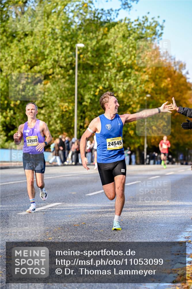 25.10.2026 - hella hamburg halbmarathon Dr. Thomas Lammeyer http://msf.ph/oto/11053099 25.10.2026 10:15:02 Kennedybrücke 32685, 24545 meine-sportfotos.de