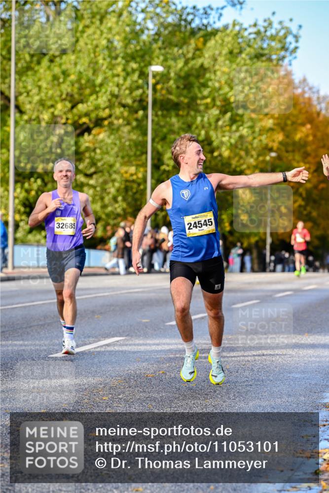 25.10.2026 - hella hamburg halbmarathon Dr. Thomas Lammeyer http://msf.ph/oto/11053101 25.10.2026 10:15:02 Kennedybrücke 32685, 24545 meine-sportfotos.de