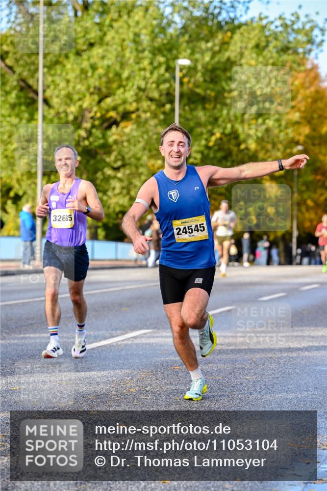 25.10.2026 - hella hamburg halbmarathon Dr. Thomas Lammeyer http://msf.ph/oto/11053104 25.10.2026 10:15:02 Kennedybrücke 32685, 24545 meine-sportfotos.de