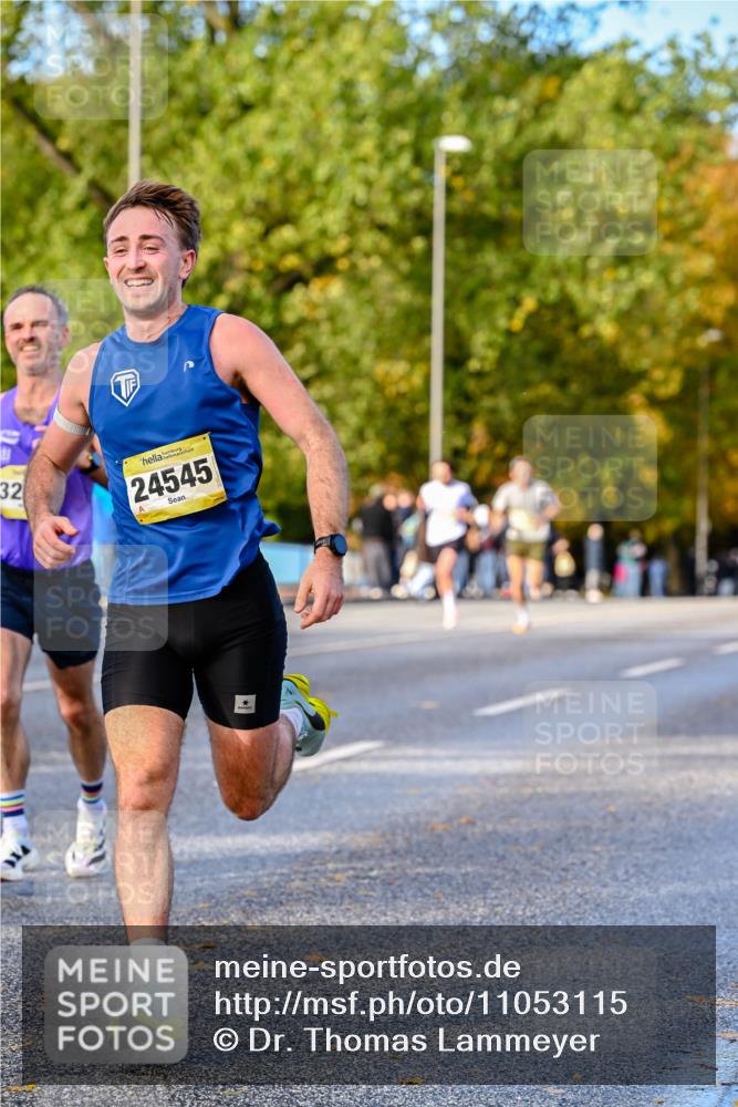 25.10.2026 - hella hamburg halbmarathon Dr. Thomas Lammeyer http://msf.ph/oto/11053115 25.10.2026 10:15:03 Kennedybrücke 32, 24545 meine-sportfotos.de