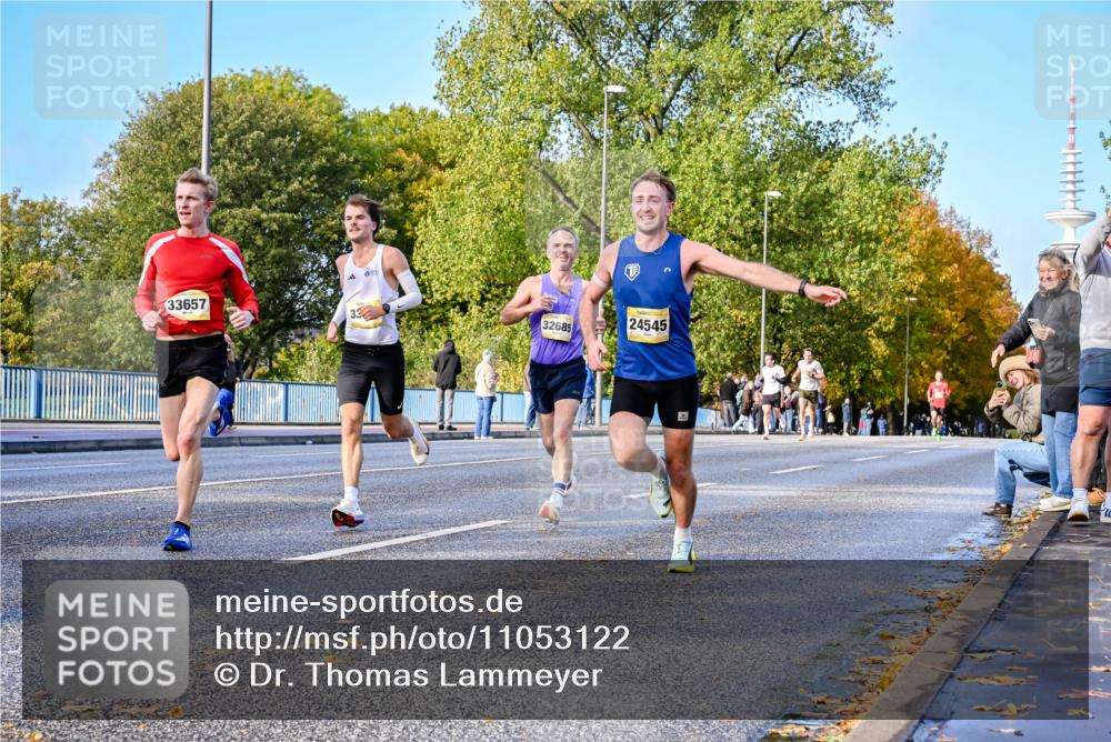 25.10.2026 - hella hamburg halbmarathon Dr. Thomas Lammeyer http://msf.ph/oto/11053122 25.10.2026 10:15:03 Kennedybrücke 33657, 33, 32685, 24545 meine-sportfotos.de
