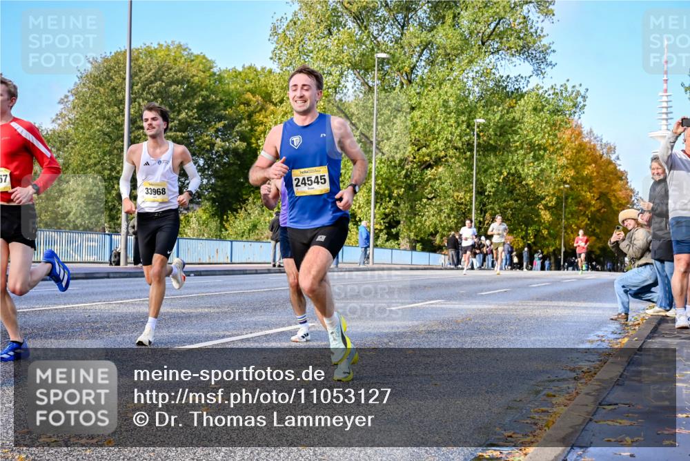 25.10.2026 - hella hamburg halbmarathon Dr. Thomas Lammeyer http://msf.ph/oto/11053127 25.10.2026 10:15:04 Kennedybrücke 57, 33968, 24545 meine-sportfotos.de