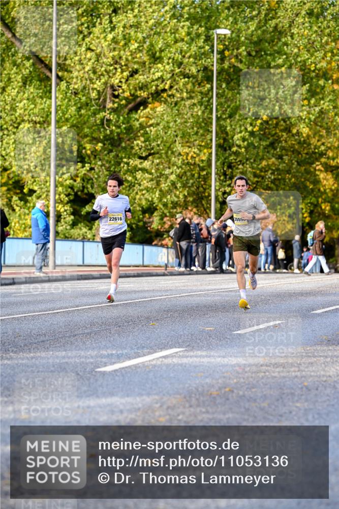 25.10.2026 - hella hamburg halbmarathon Dr. Thomas Lammeyer http://msf.ph/oto/11053136 25.10.2026 10:15:06 Kennedybrücke 22616, 35590 meine-sportfotos.de