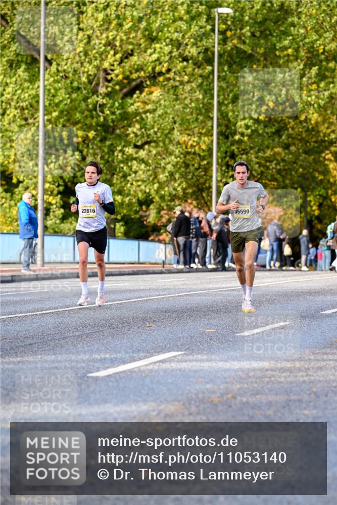 25.10.2026 - hella hamburg halbmarathon Dr. Thomas Lammeyer http://msf.ph/oto/11053140 25.10.2026 10:15:06 Kennedybrücke 22616, 35590 meine-sportfotos.de